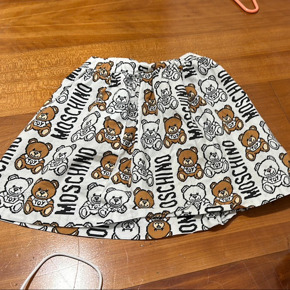 Moschino White Skirt with Brown Teddy Bear Print